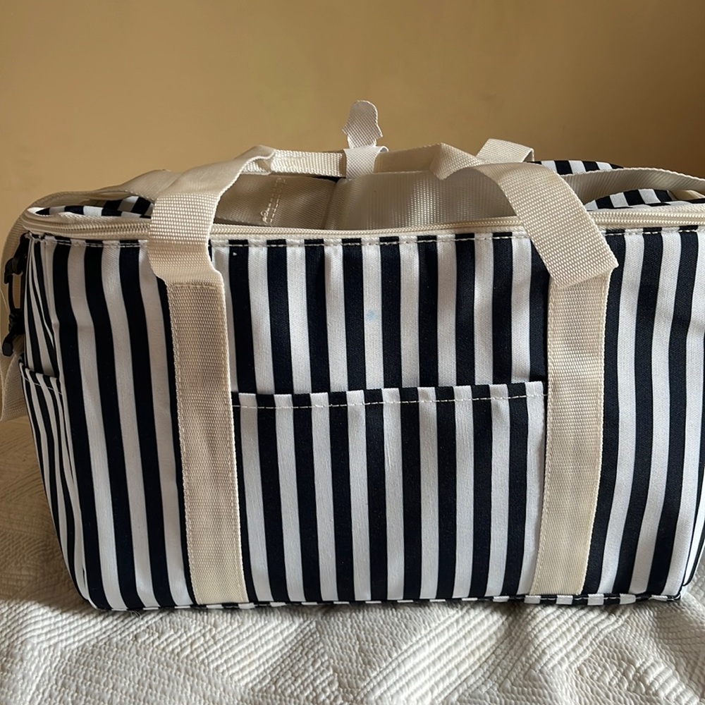 Insulated cooler tote. Navy and white stripe. 2 handles